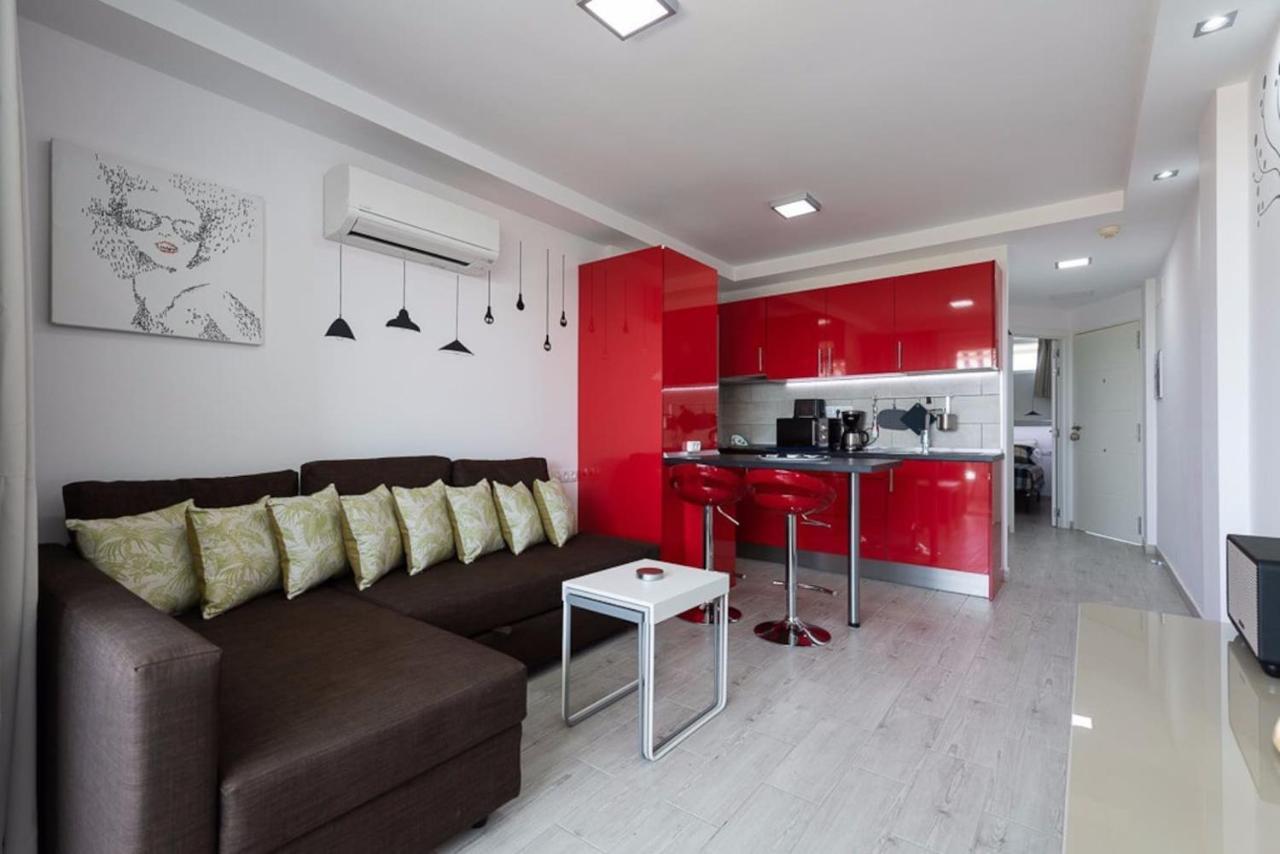 Appartement 4 Minutes Walk From Yumbo à Maspalomas  Extérieur photo